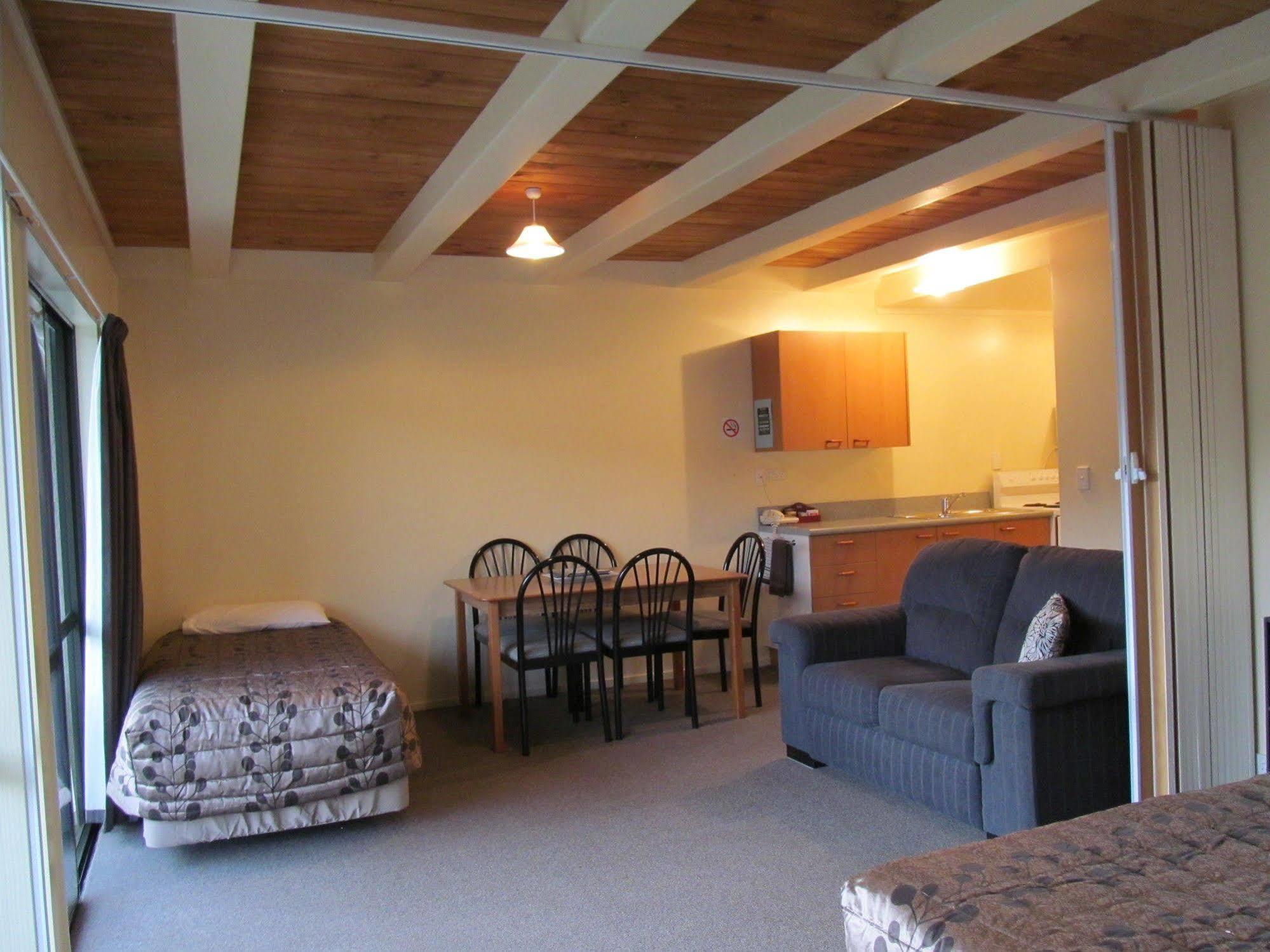 Wanaka Heights Motel Zewnętrze zdjęcie